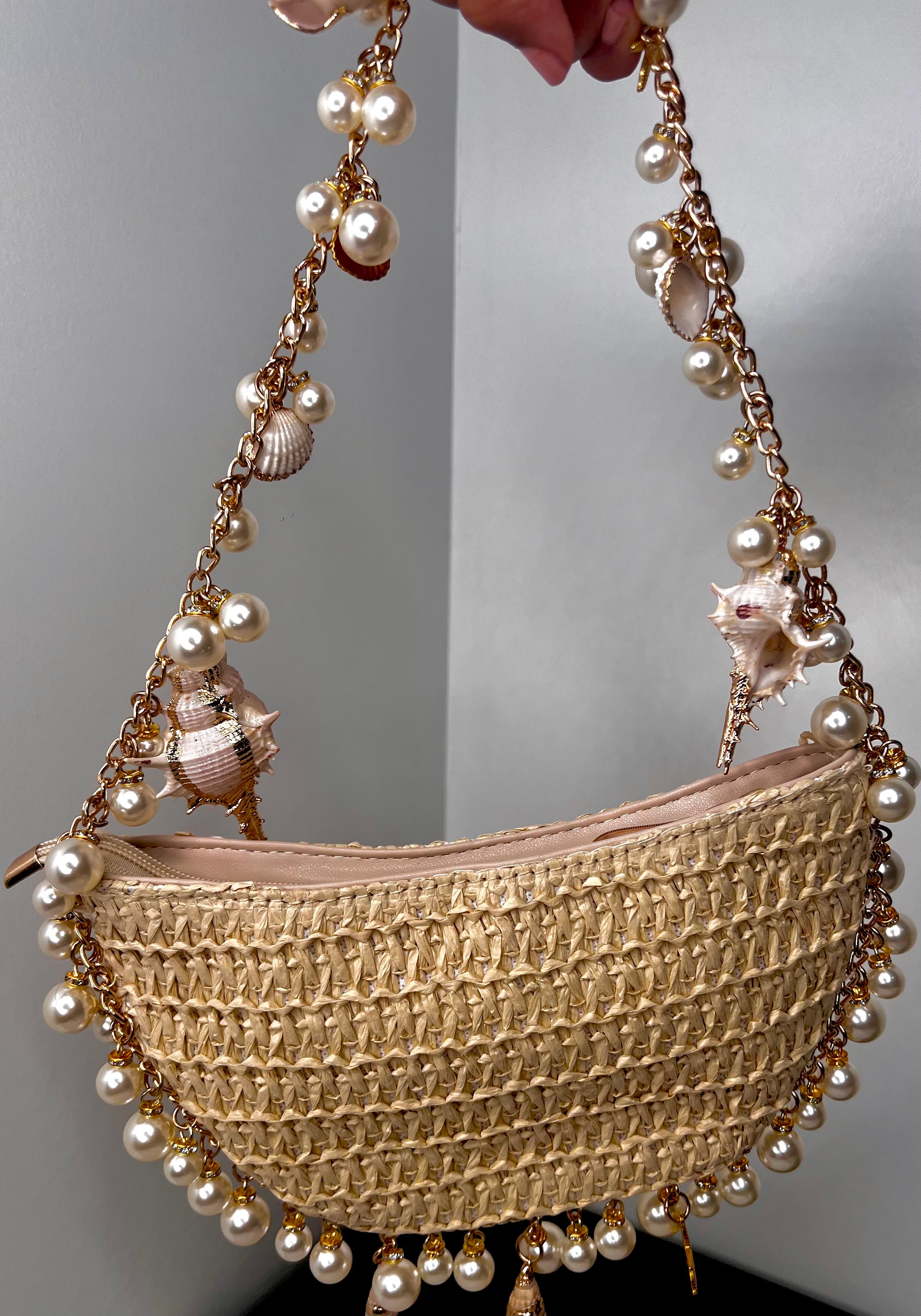 Seashell handbag